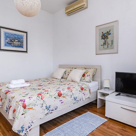 오파티아 Apartman Zara 아파트 외부 사진